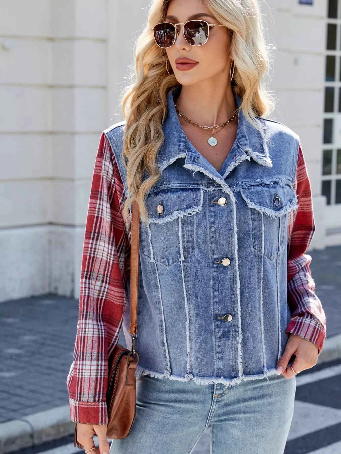 Raw Hem Plaid Sleeve Denim Jacket 897b02885fbb400180021dbb8c5c7661-Max-Origin