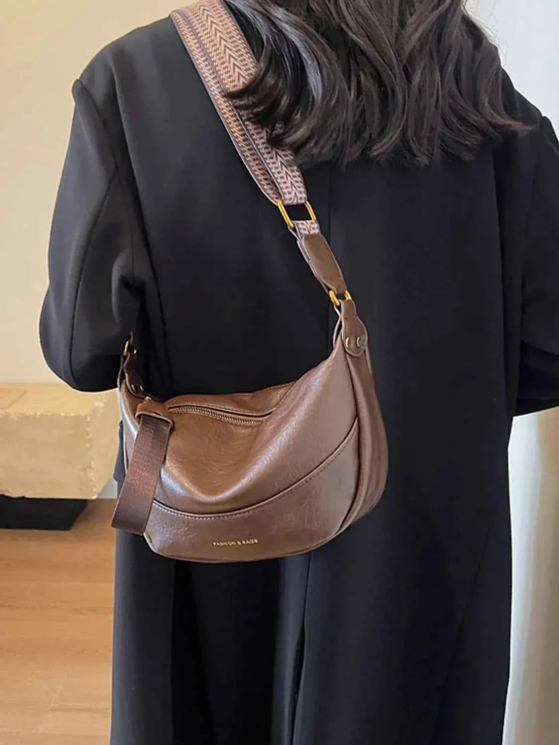 Leather Shoulder Bag with Woven Strap 899bb272-798a-49b7-9cc2-8c5e1bc922b3-Max-Origin