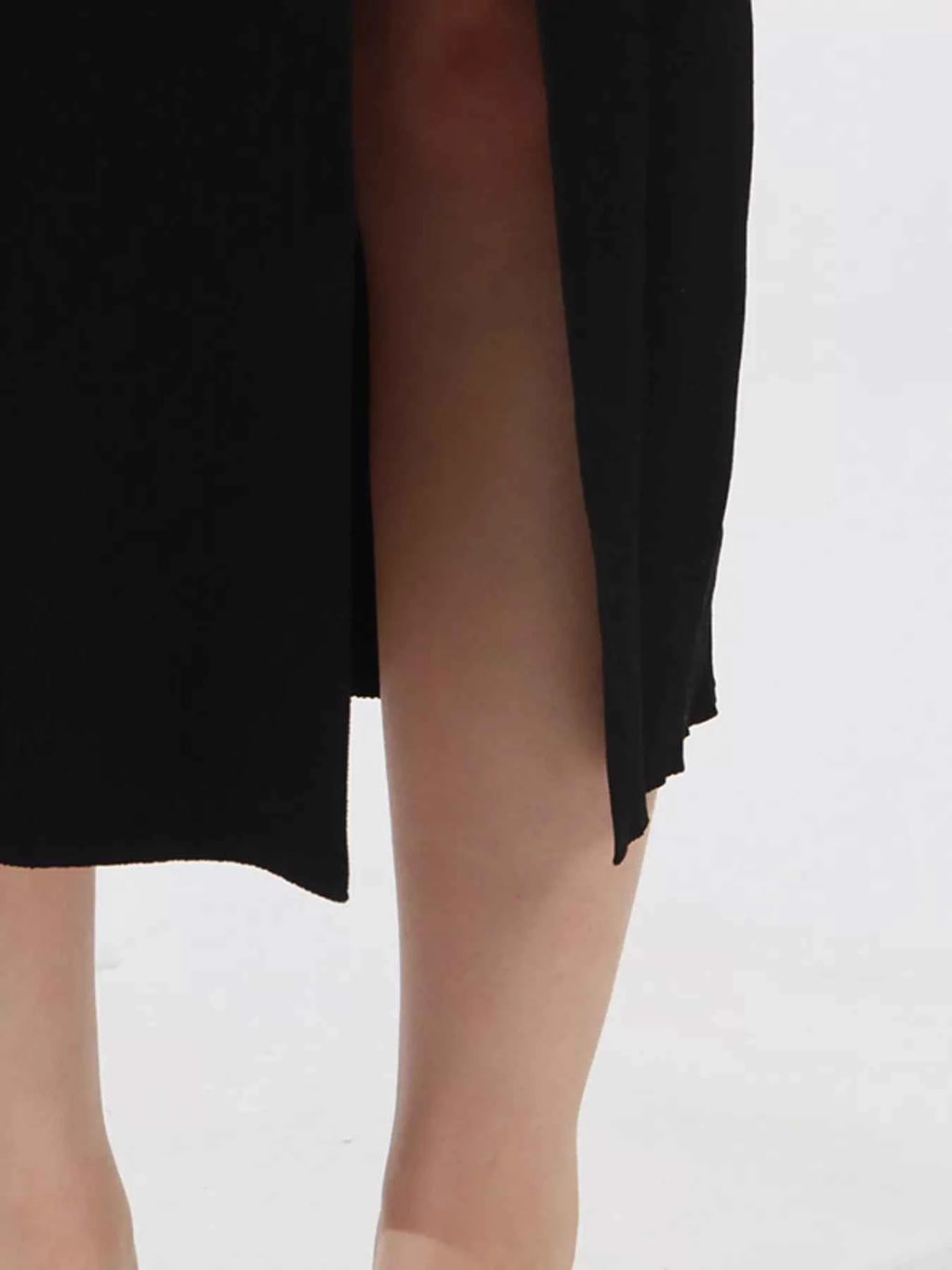 Slit Round Neck Sleeveless Dress 89a083f84be5412592239f2c86441b24-Max-Origin