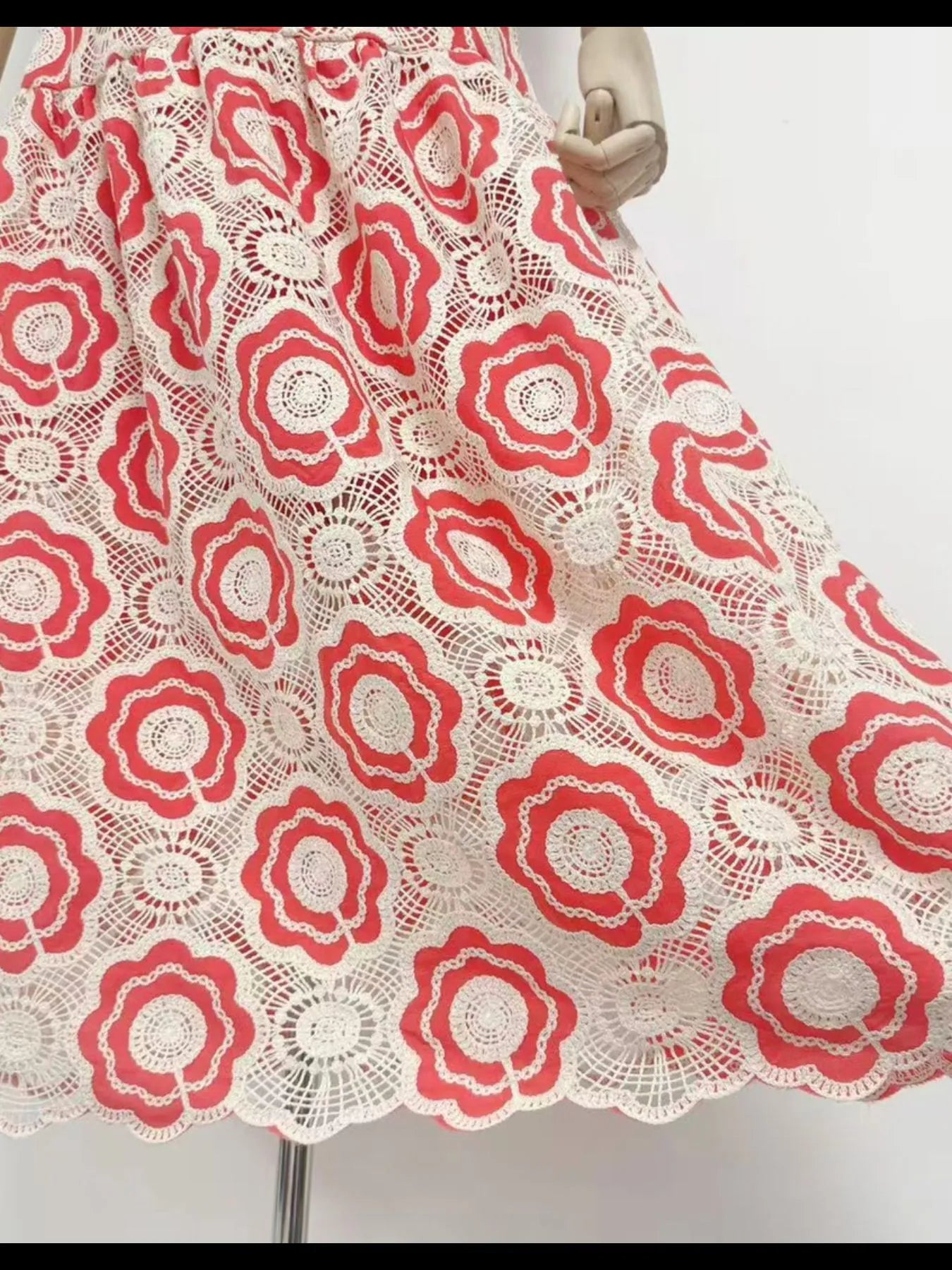 Lace Sleeveless Tiered Midi Dress 89a32784-72a0-48f2-985d-ff16681671d8-Max-Origin