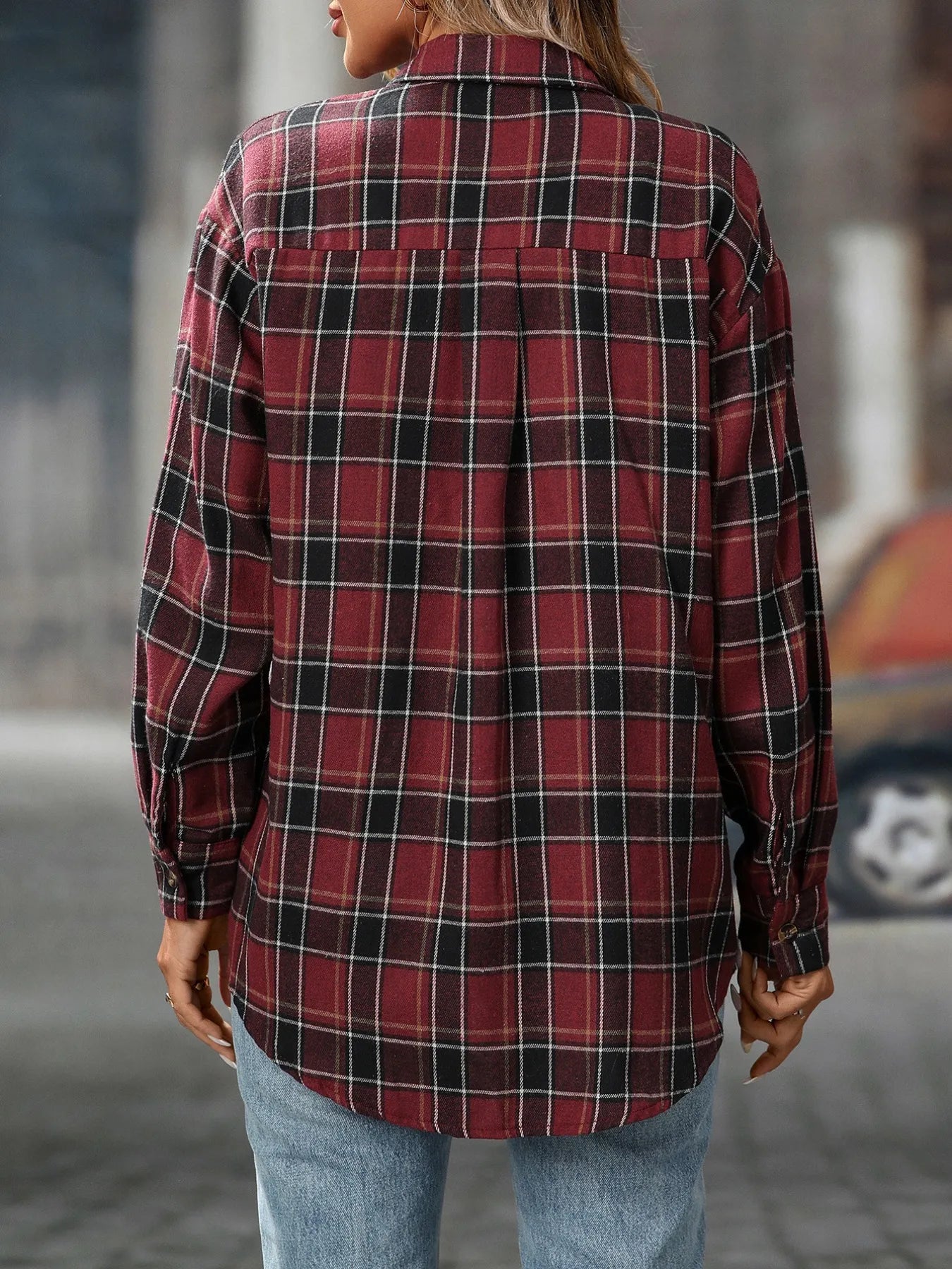 Plaid Button-Down Oversized Shirt 89b1f1d4-3d85-4b5e-963d-872bd9854e00-Max-Origin