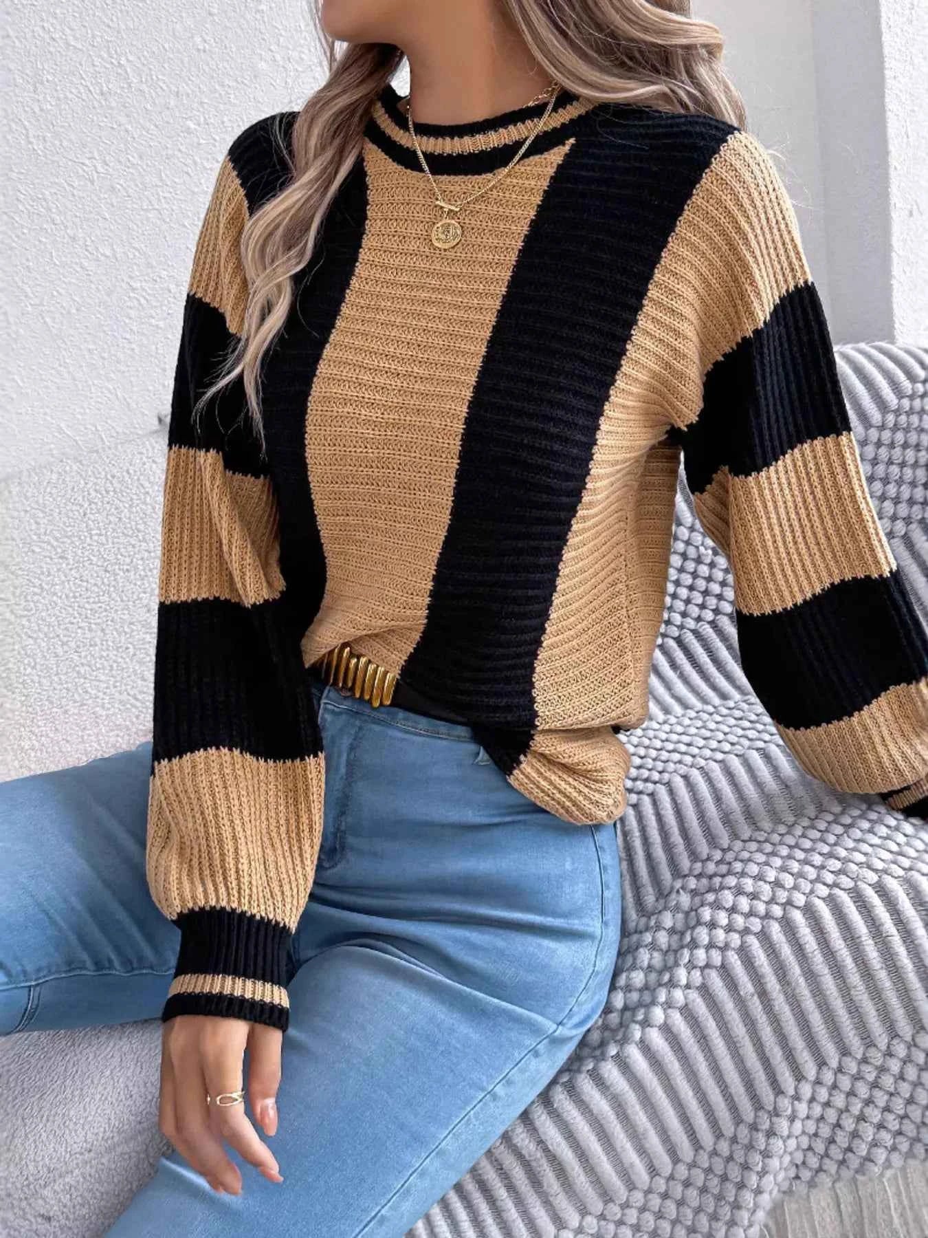 Color Block Round Neck Sweater 89c9b067ab2e4ca5bdf875ef5d29de42-Max-Origin