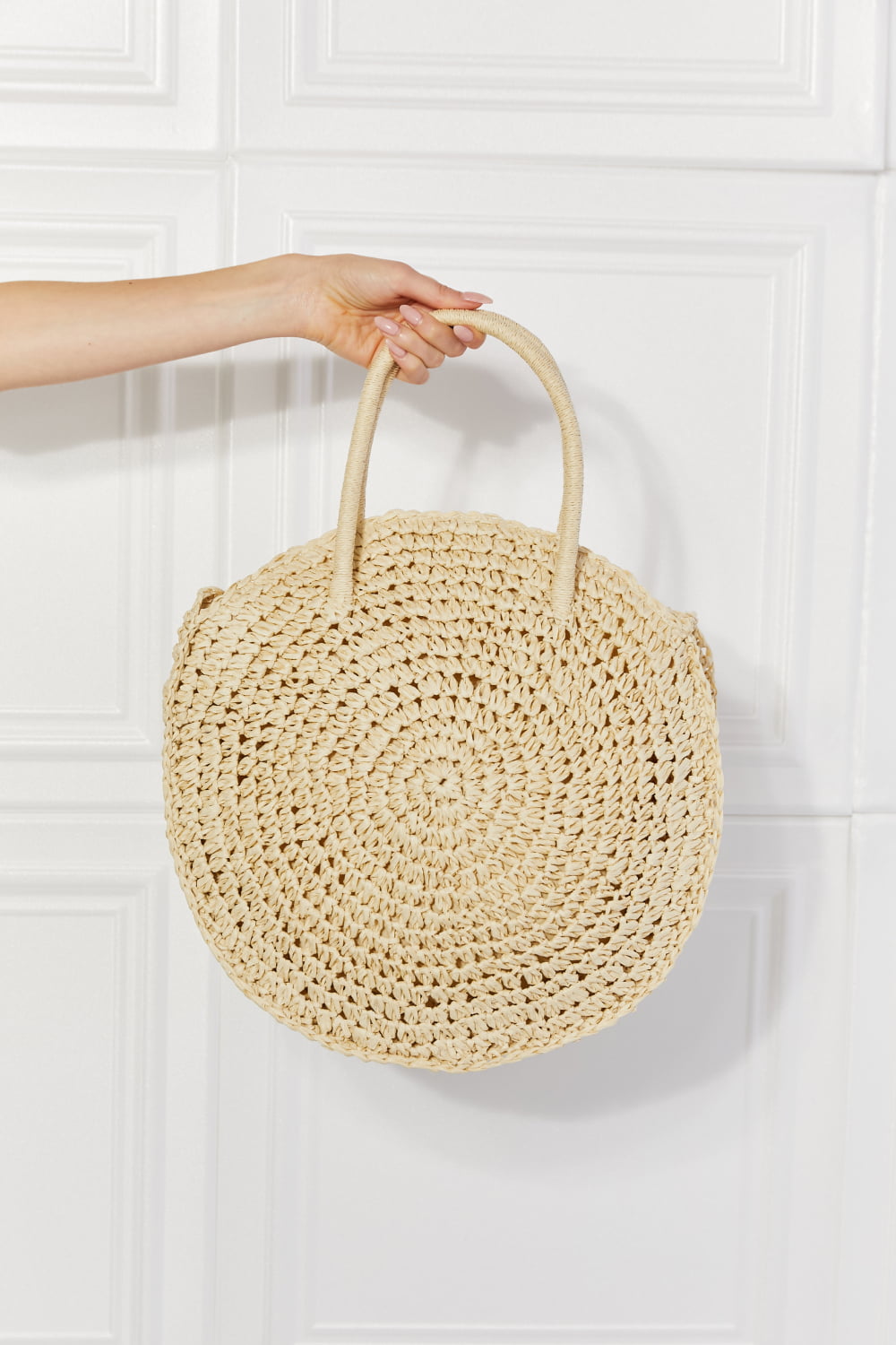 Justin Taylor Beach Date Straw Rattan Handbag in Ivory 8a27f8e3057e4638970fb20b8c904772-Max