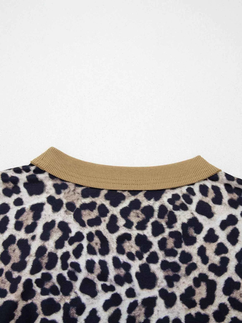 Leopard Print Color Block Round Neck Top 8ab4d2b6-84c3-4a38-b740-7df44d237220-Max-Origin