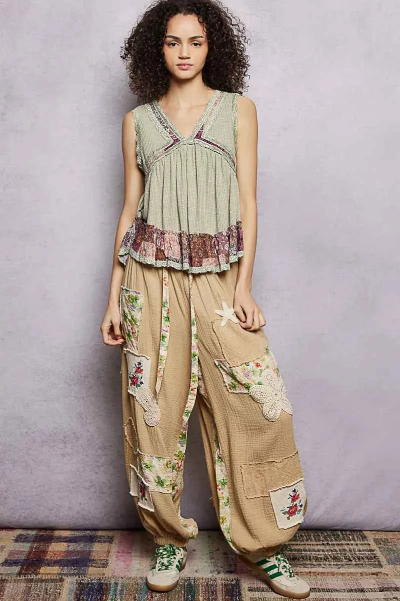 POL Lace Detail Ruffled Ribbed Sleeveless Top with Floral Pattern Trim Detail 8af21002-deb6-4177-9764-754c11b1bc53-Max-Origin