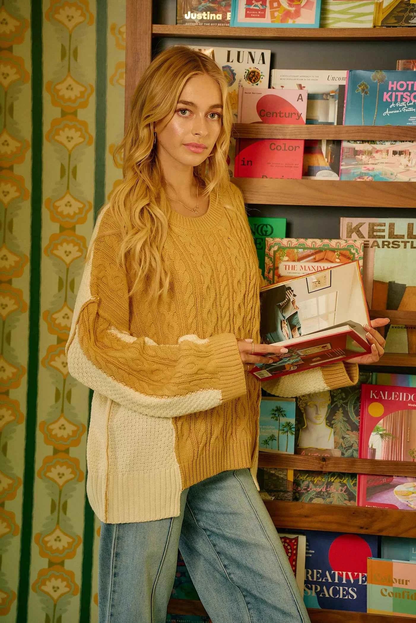 BiBi Cable Knit With Hacci Combo Sweater With Uneven Hem Detail 8b024bc02e37478cb819ba621bf201e6-Max-Origin
