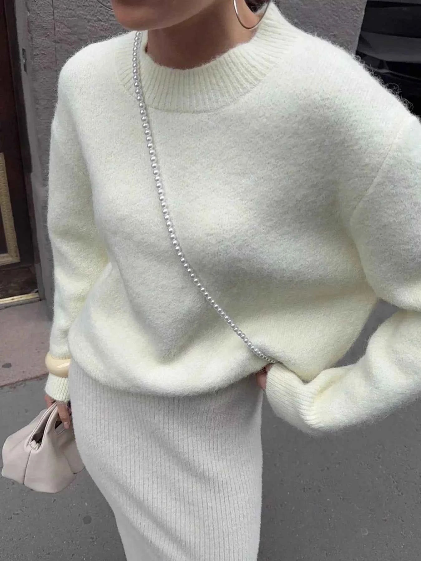 Round Neck Dropped Shoulder Sweater Beige One Size 8c03d9a9-3de7-44f5-a4a2-bac13a42d191-Max-Origin