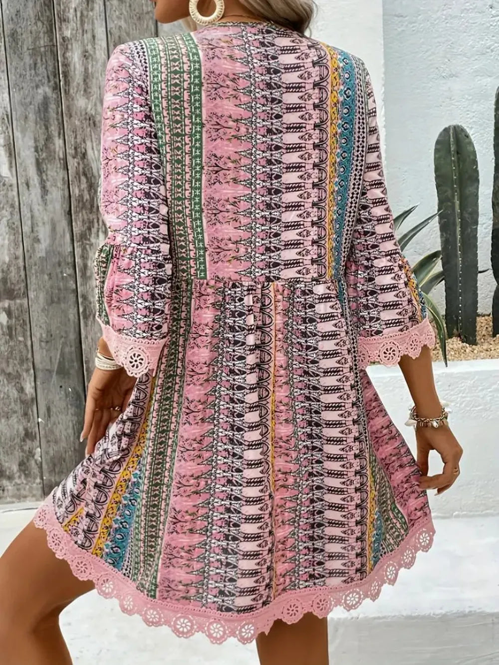 Lace Trim Printed V-Neck 3/4 Sleeve Dress 8c108ebc-49e5-441a-8c2f-a584603fe609-Max