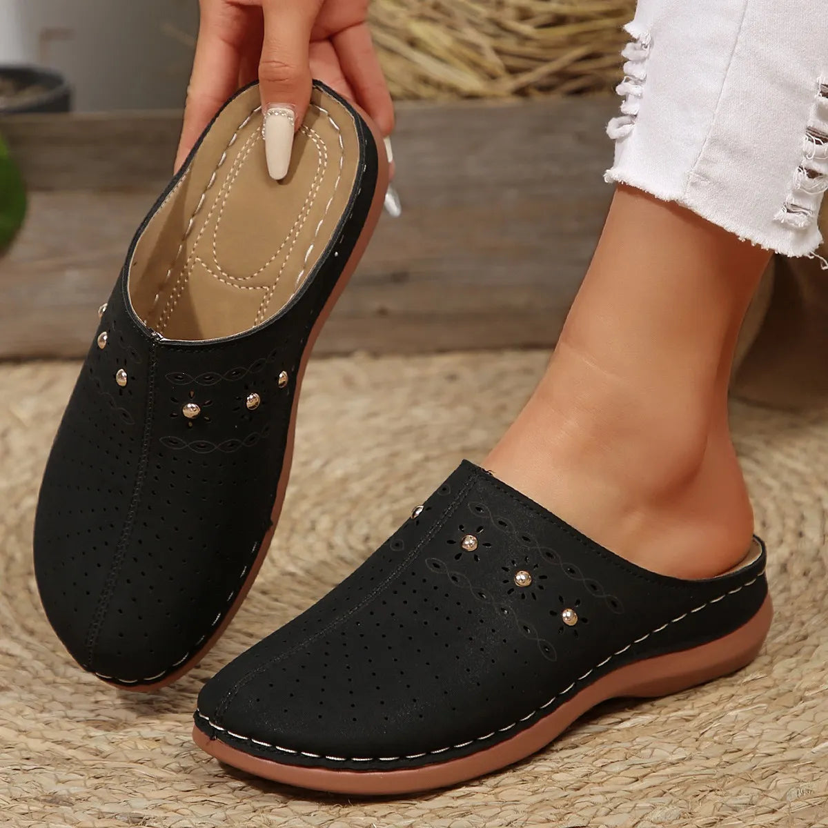 Round Toe Platform Loafers Black 8c1445f8-7e27-4115-b1ce-971a06d755f6-Max-Origin