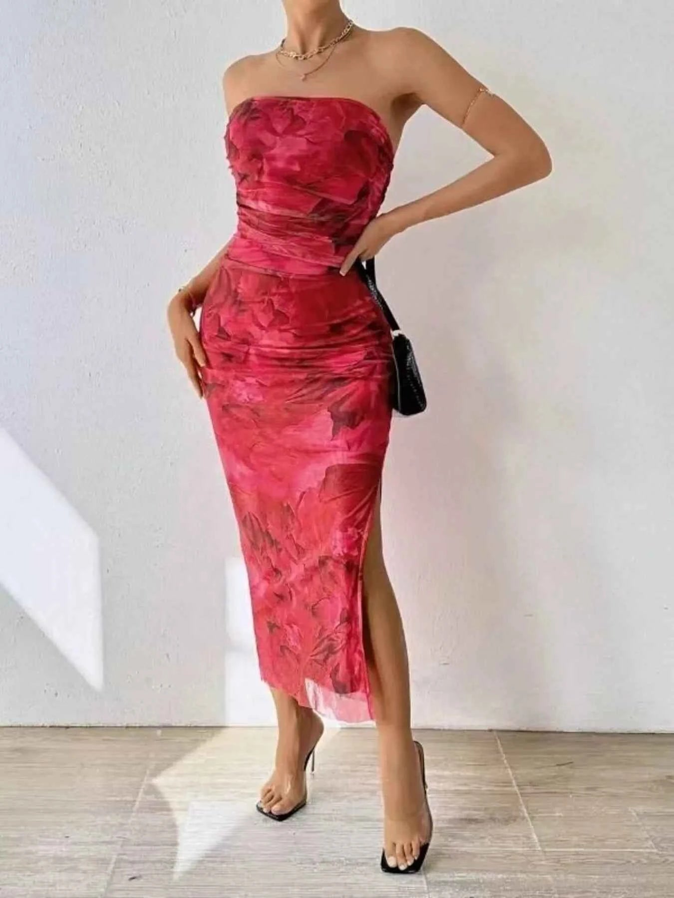 Printed Side Slit Tube Dress Red 8c284d9e3d5d4876b7bfd8c365a753d0-Max-Origin