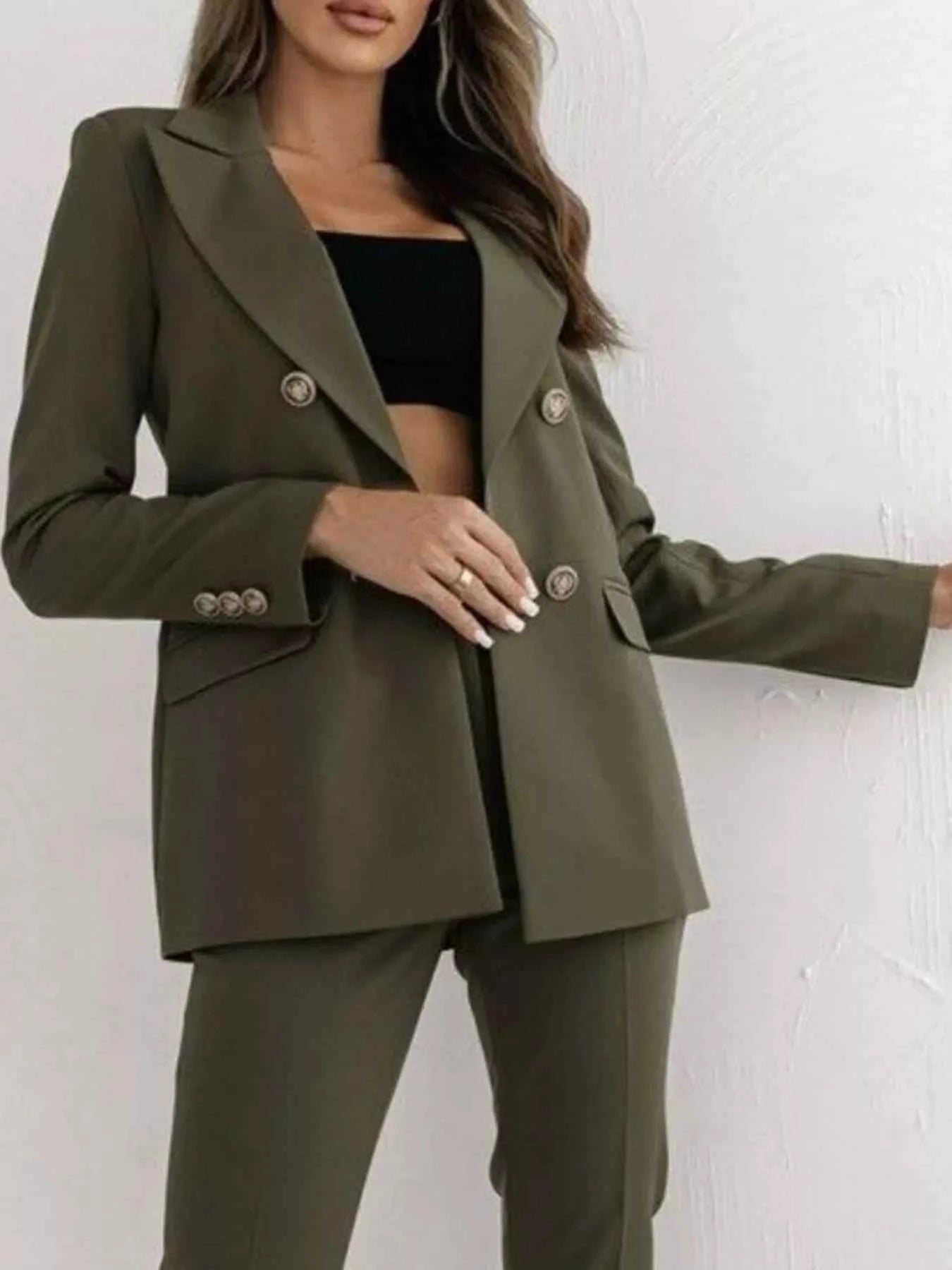 Double-Breasted Lapel Collar Blazer 8c792529-f7ca-4bb3-a868-f2d44dcb9e96-Max-Origin