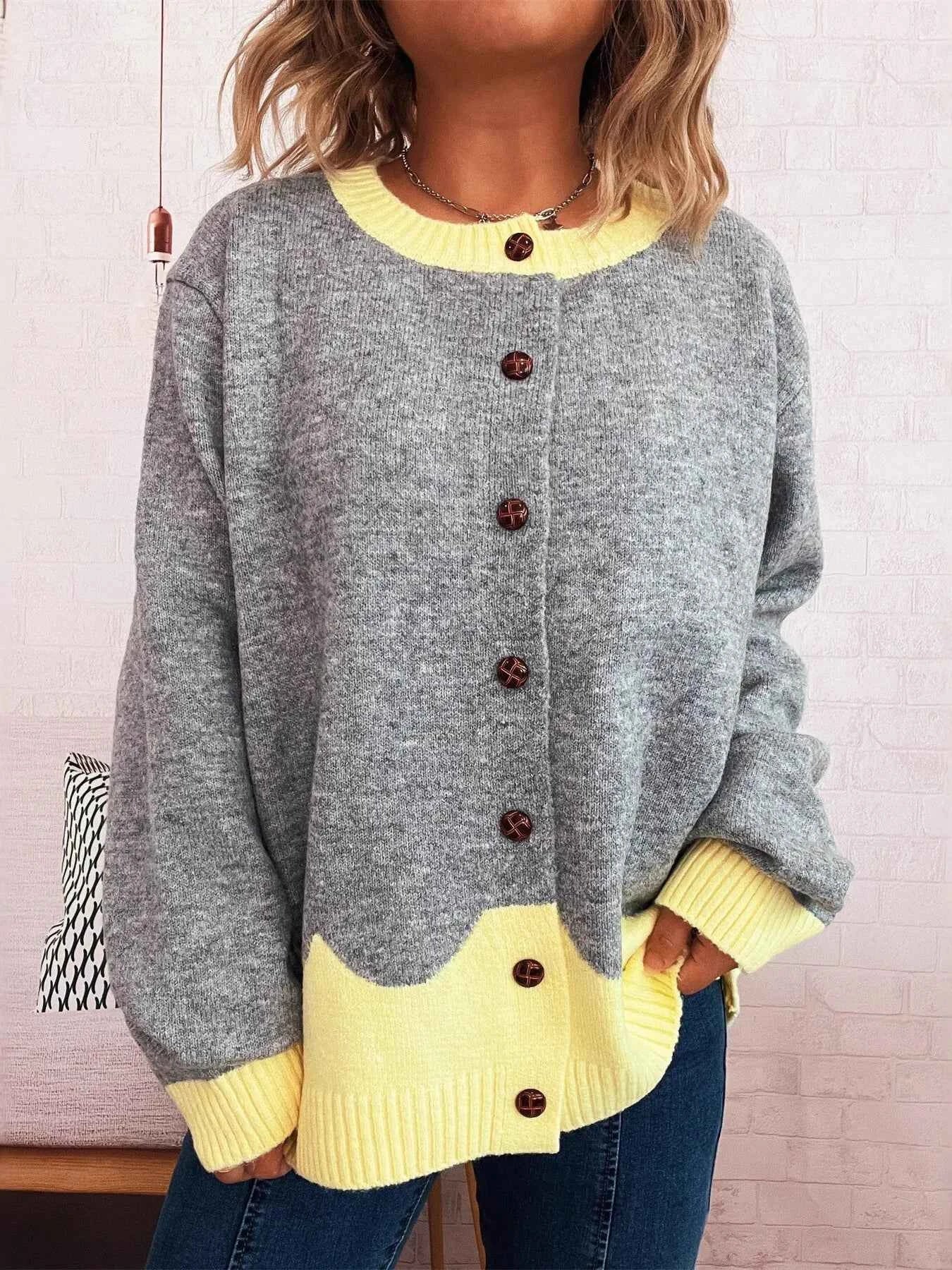 Button-Front Contrast Trim Cardigan 8c7b6becb46d481697024bce0e28bfb4-Max-Origin
