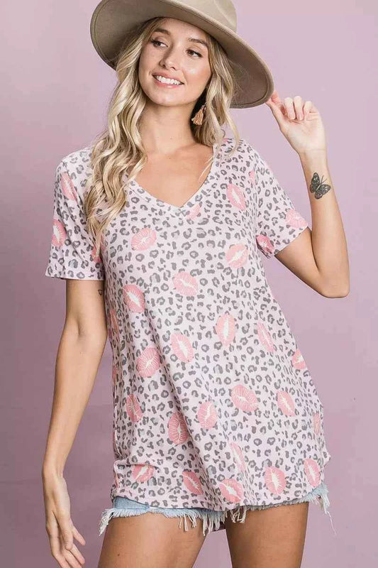 Leopard Lips Print Top V Neck Top 8cc75384d2bb42d6b5e2b59ee615a09b-Max-Origin