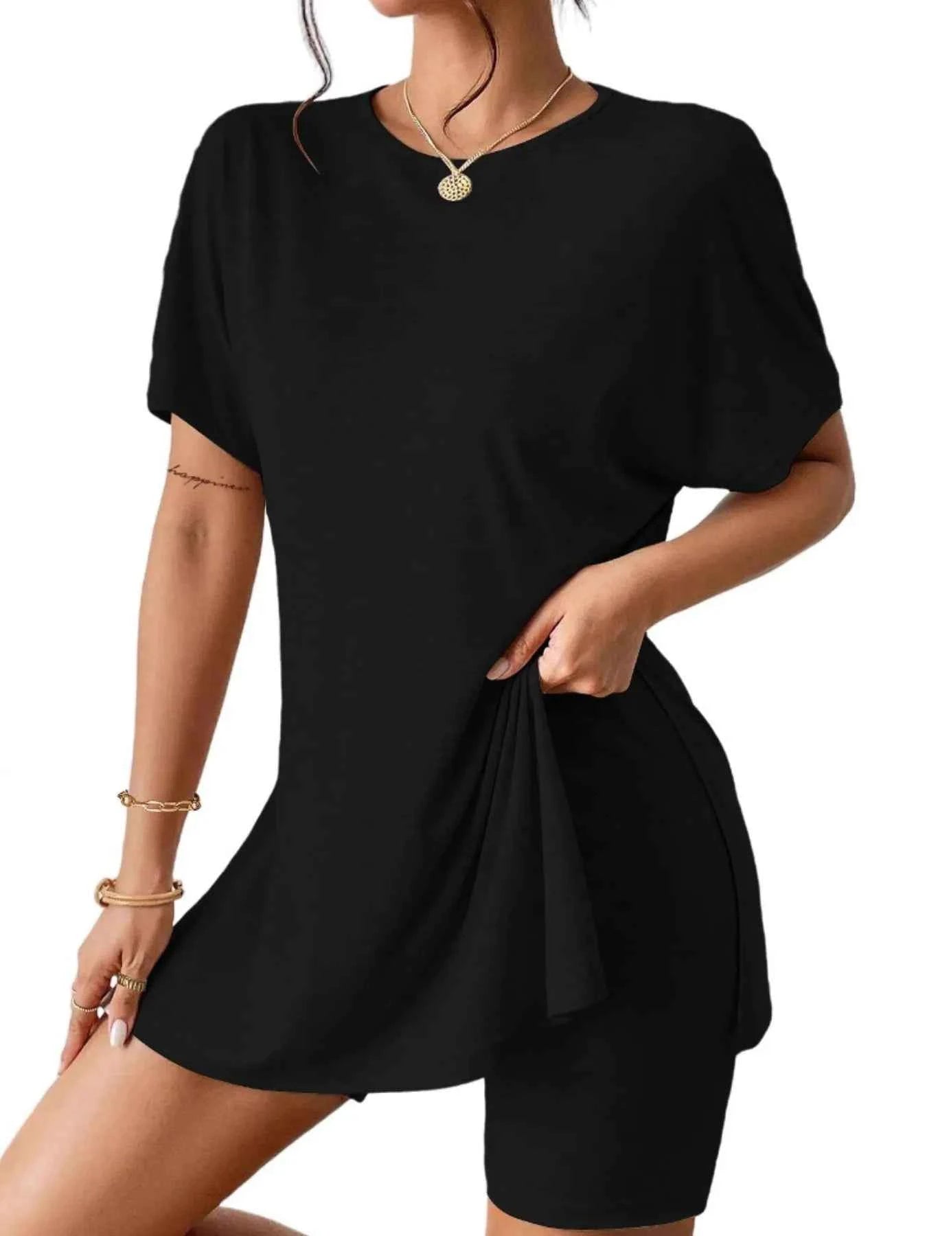 Casual Round Neck T-Shirt and Shorts Set 8d190a41-431f-419d-bff2-dac58b397fe1-Max-Origin