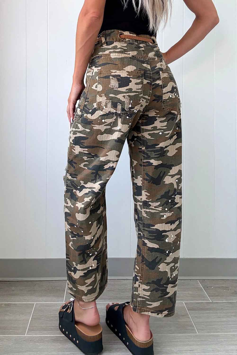 Green Camouflage Print Splashed Distressed Loose Denim Pants 8d6b4e3c40973e47