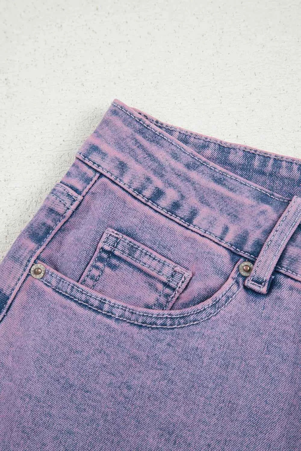 Washed Raw Hem Cropped Jeans 8db446d4-0137-45e8-bf5b-e504afab2d6f-Max-Origin