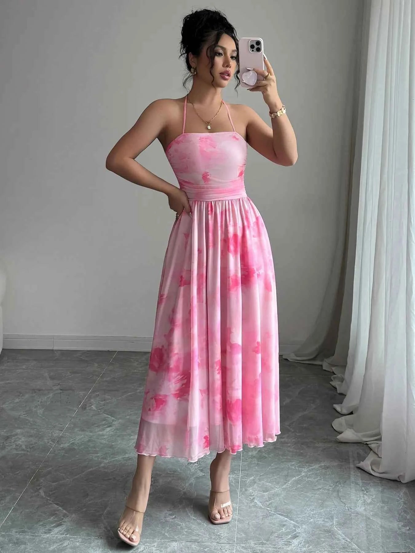 Tie-Dye Halter Sleeveless Midi Dress 8dbd1dc1-c14e-4017-b54c-b538b1179f61-Max-Origin