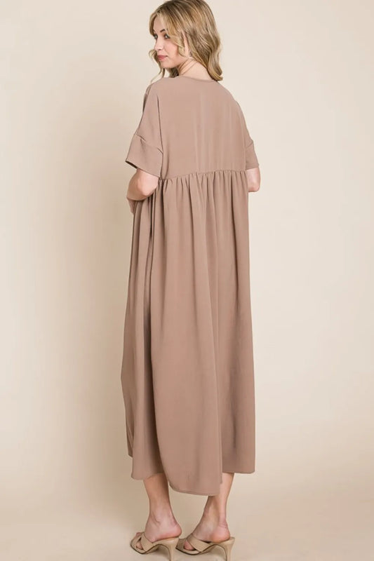 BOMBOM Round Neck Ruched Midi Dress 8dca2372-1a81-46d7-994b-60f3891d76bc-Max