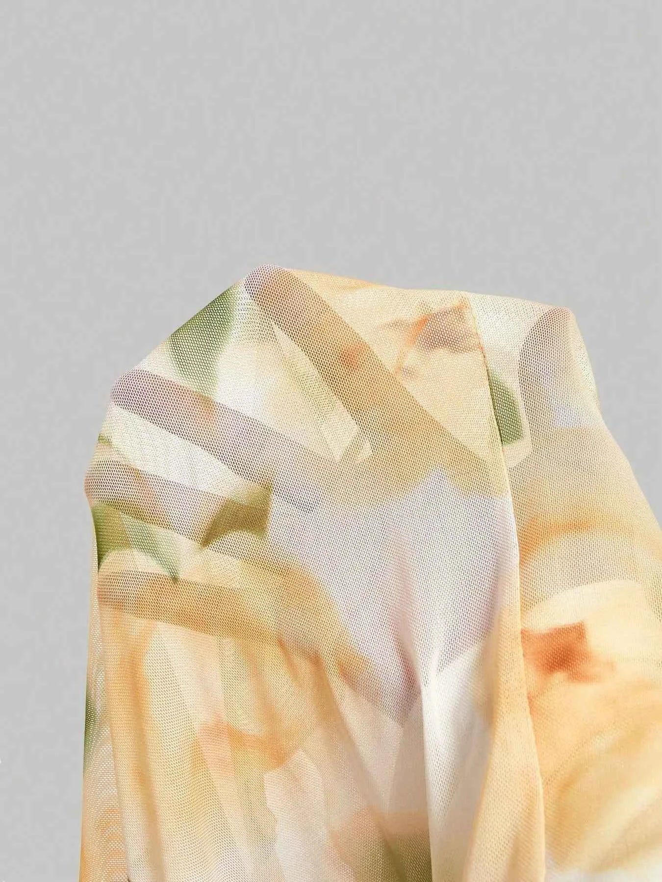 Floral Print Cami Dress 8dd03424-2d7f-4055-9d3c-fababb576d29-Max-Origin