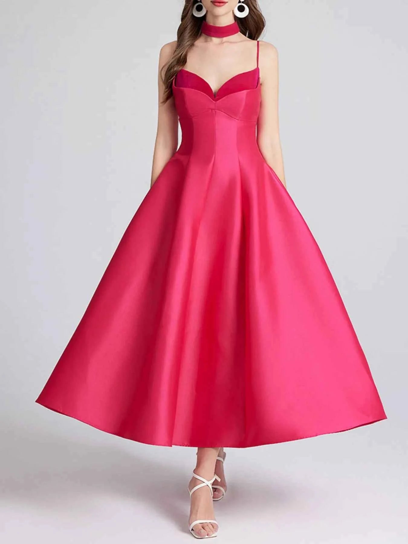 Sweetheart Spaghetti Strap Midi Dress with Collar 8de40f7b-708a-4be2-ad1a-e811bbf37f82-Max-Origin