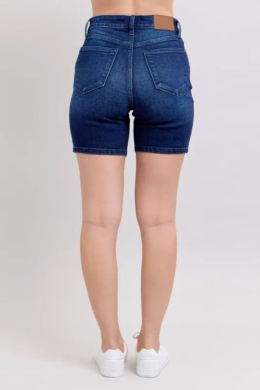 Judy Blue Full Size High Waist V-Front Bermuda Plus Size 8e34382d63d54b7f9f854f4ffbc25b82-Max-Origin