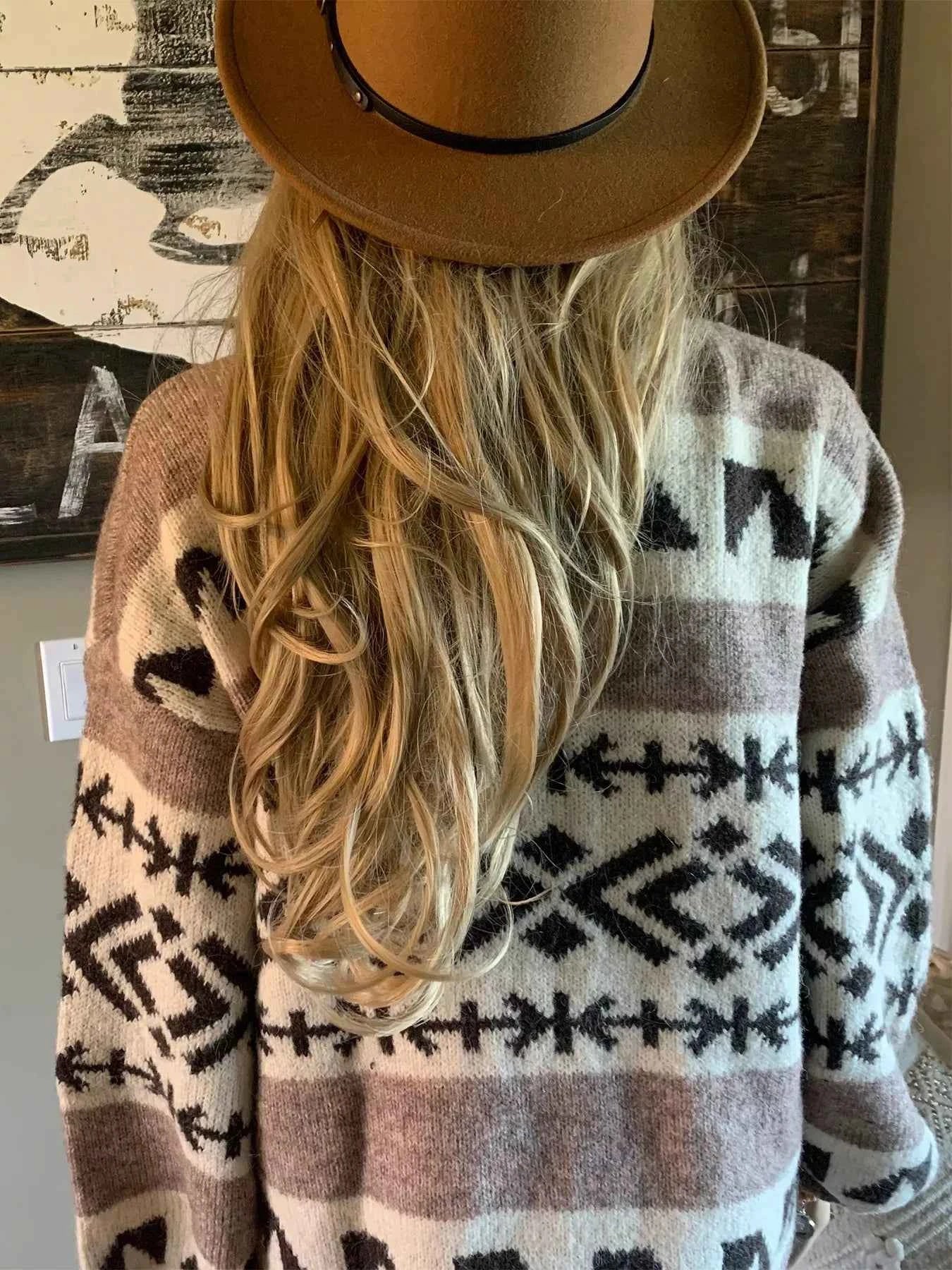 Aztec Pattern Oversized Button Up Cardigan 8e5d020c-8fbe-4102-aafc-abb9a78e1856-Max-Origin