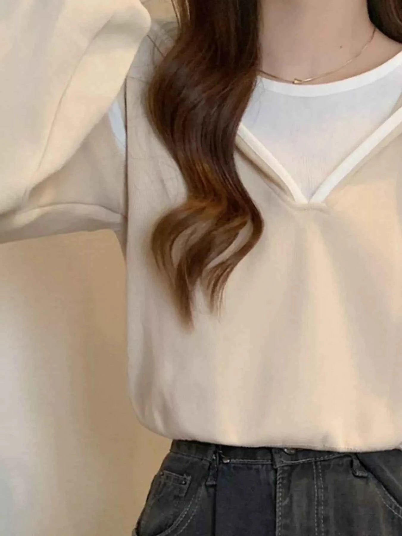 Contrast Trim Hooded Sweater 8e7a98fa-bef6-44e0-bfad-5428e7af3e8e-Max-Origin