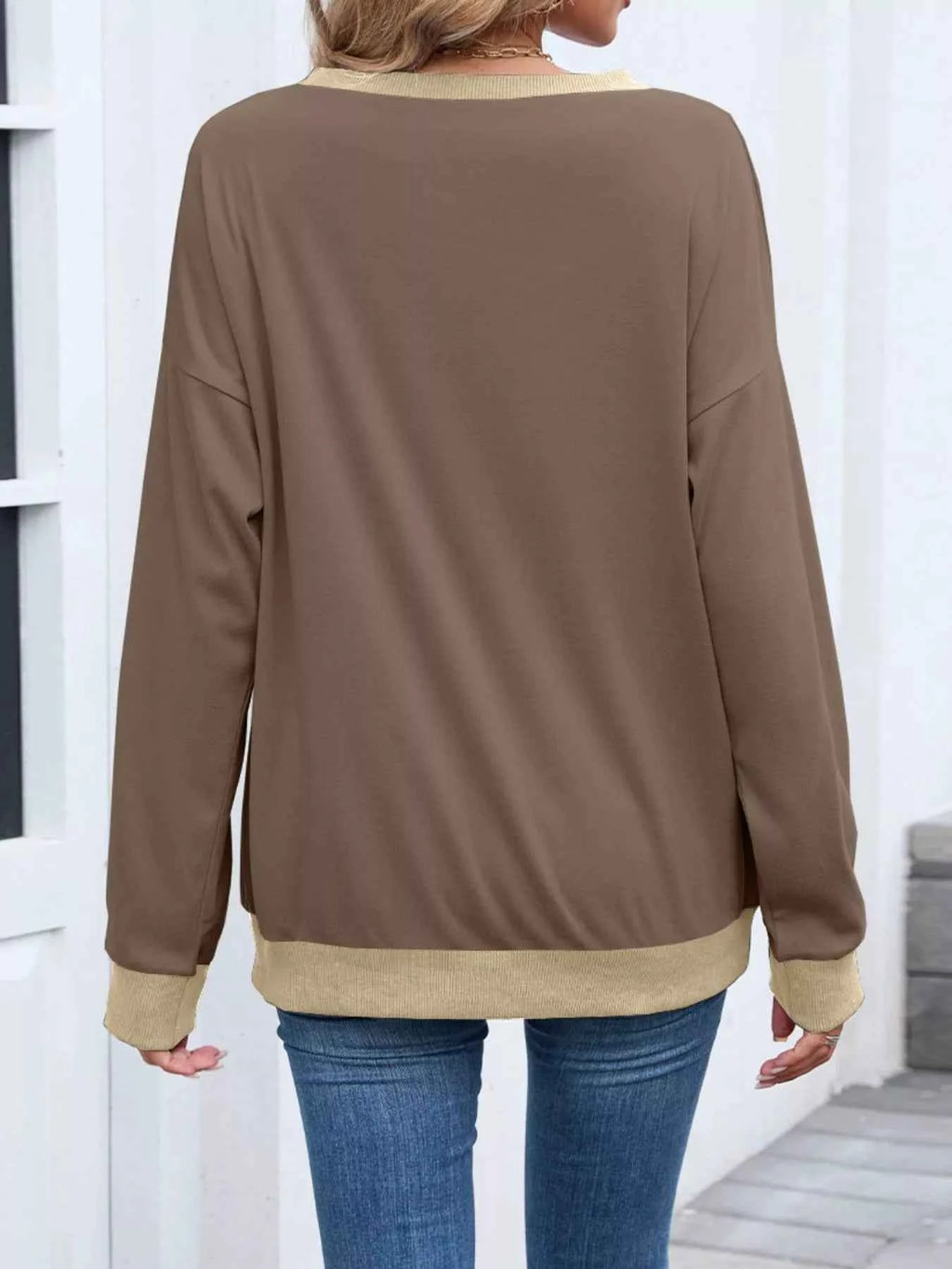 Contrast Trim Long Sleeve Sweatshirt 8eec39af-0755-4945-956a-39a9eef58e6d-Max-Origin