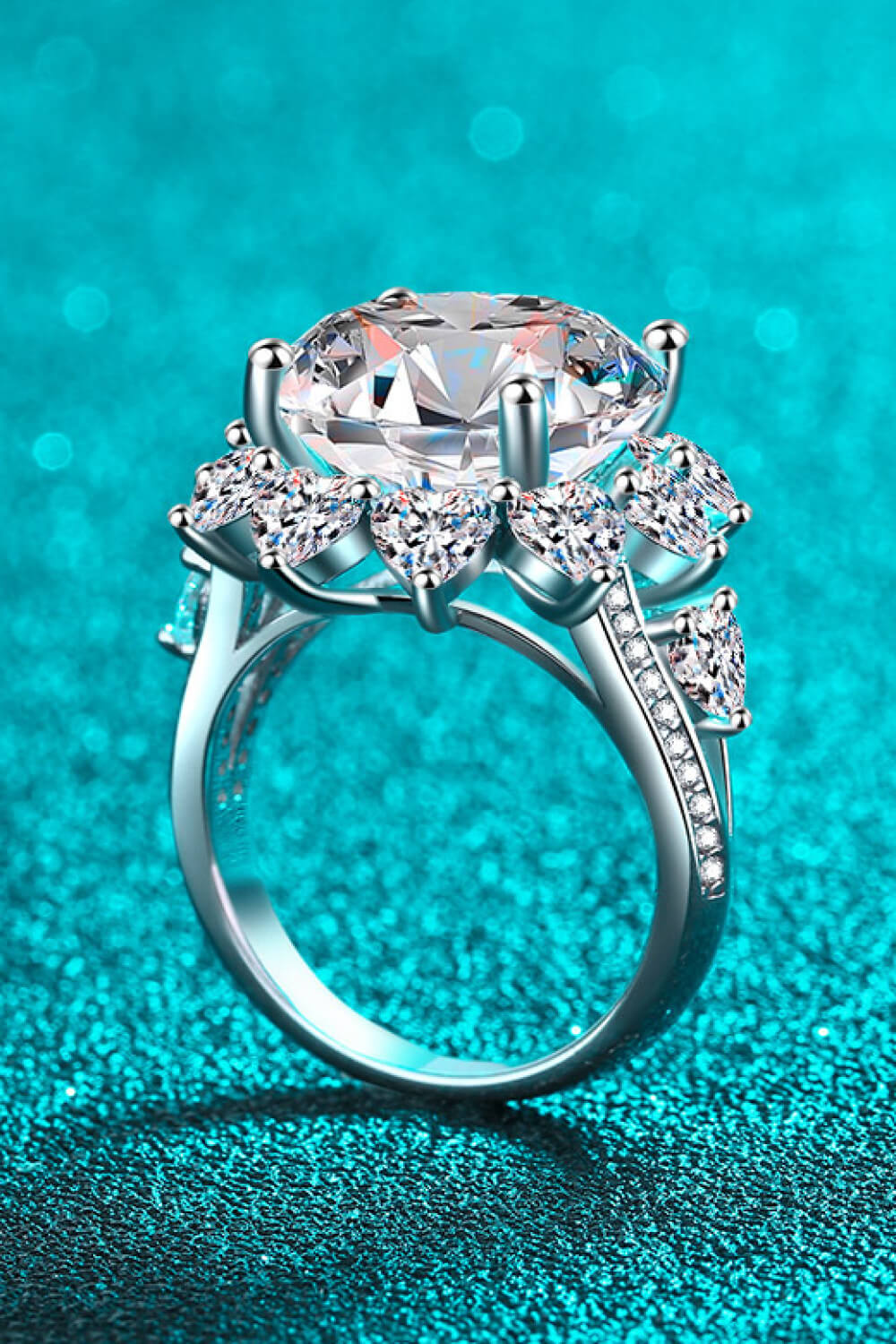 10 Carat Moissanite Flower-Shaped Ring 8f60a32a85294693a7874076665ae272-Max