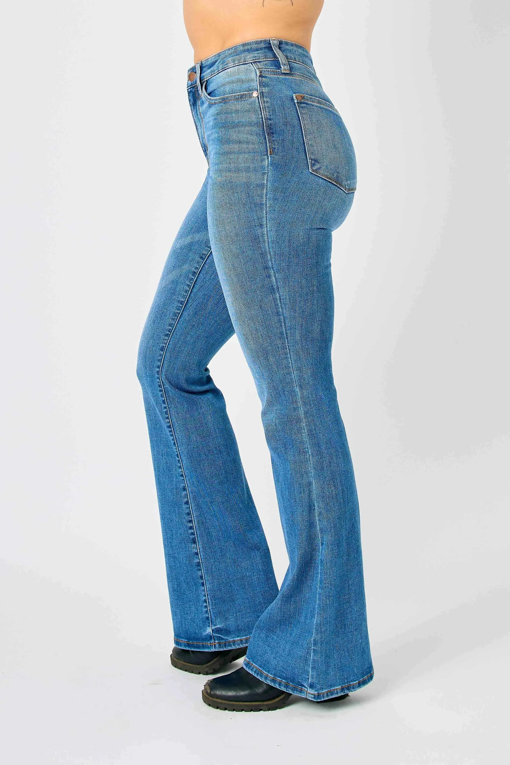 Judy Blue Full Size Hw Classic Flare Jeans Plus Size 8f6dc12b088a49bd8158aa441e5e7a25-Max-Origin