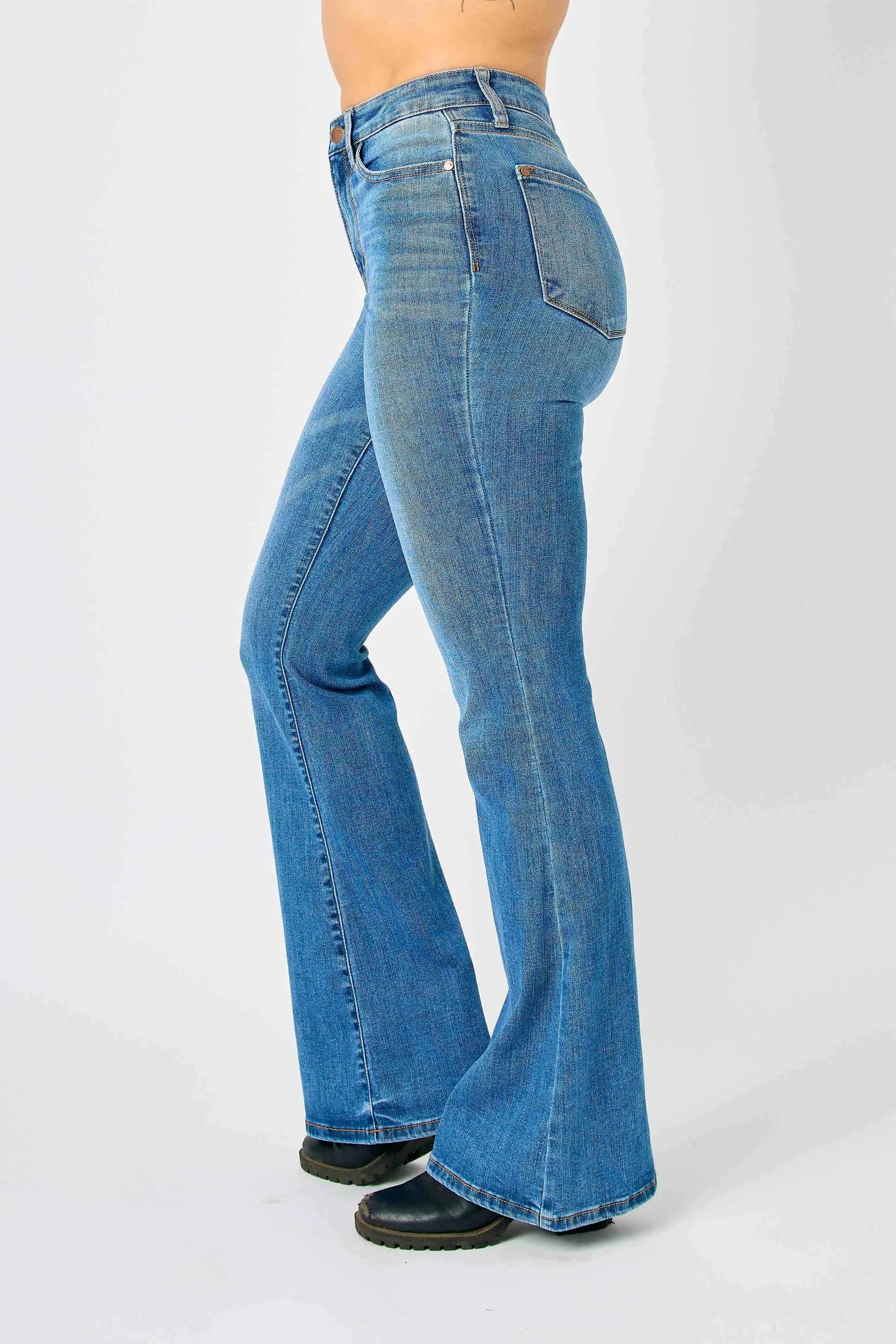 Judy Blue Full Size Hw Classic Flare Jeans Plus Size 8f6dc12b088a49bd8158aa441e5e7a25-Max-Origin
