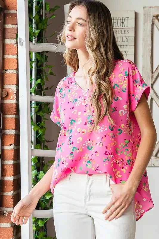 Heimish Full Size Animal print V-Neck Short Sleeve T-Shirt Plus Size 8f6ea0e7-8315-4384-8e04-900b94d1ce09-Max