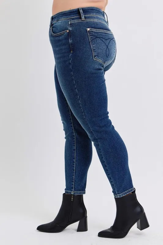 Judy Blue Full Size Run Mid-Rise Waist Skinny Jeans with Thermal Lining 8fc8b77d-3b9e-4598-939c-6ee38dceac41-Max