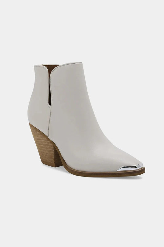 Beast Fashion Pointed Metal-Tip Toe Block Heel Ankle Boots 8fefbc29-937f-4e1c-b979-c28c21734c36-Max
