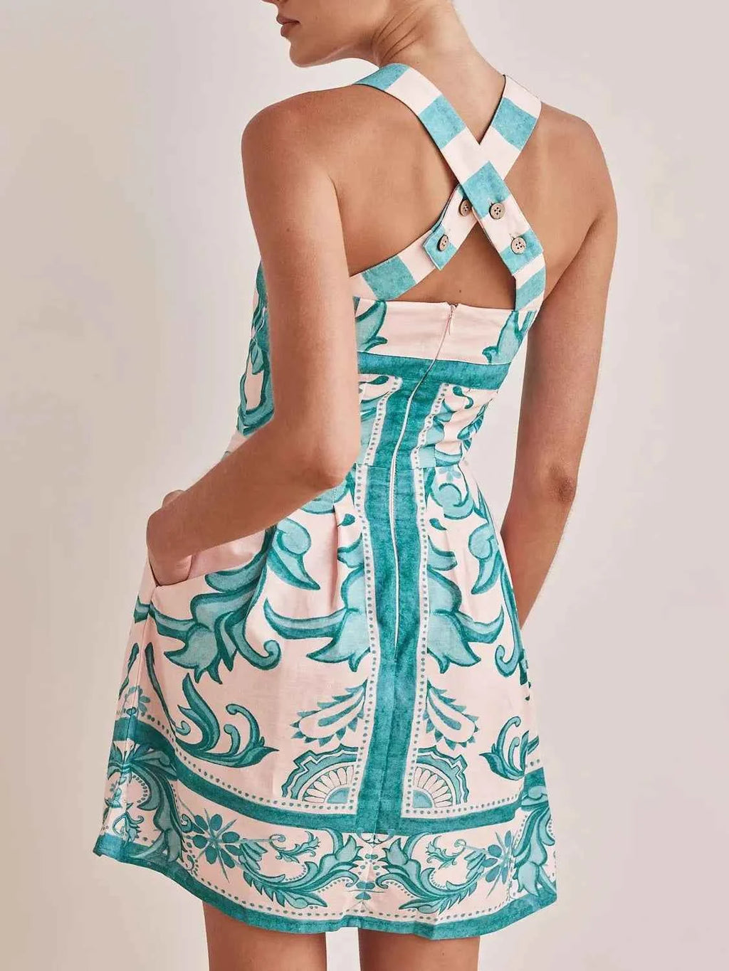 Printed Square Neck Midi Dress 900464b5-23a5-4eae-a363-0cb36d9c251f-Max-Origin