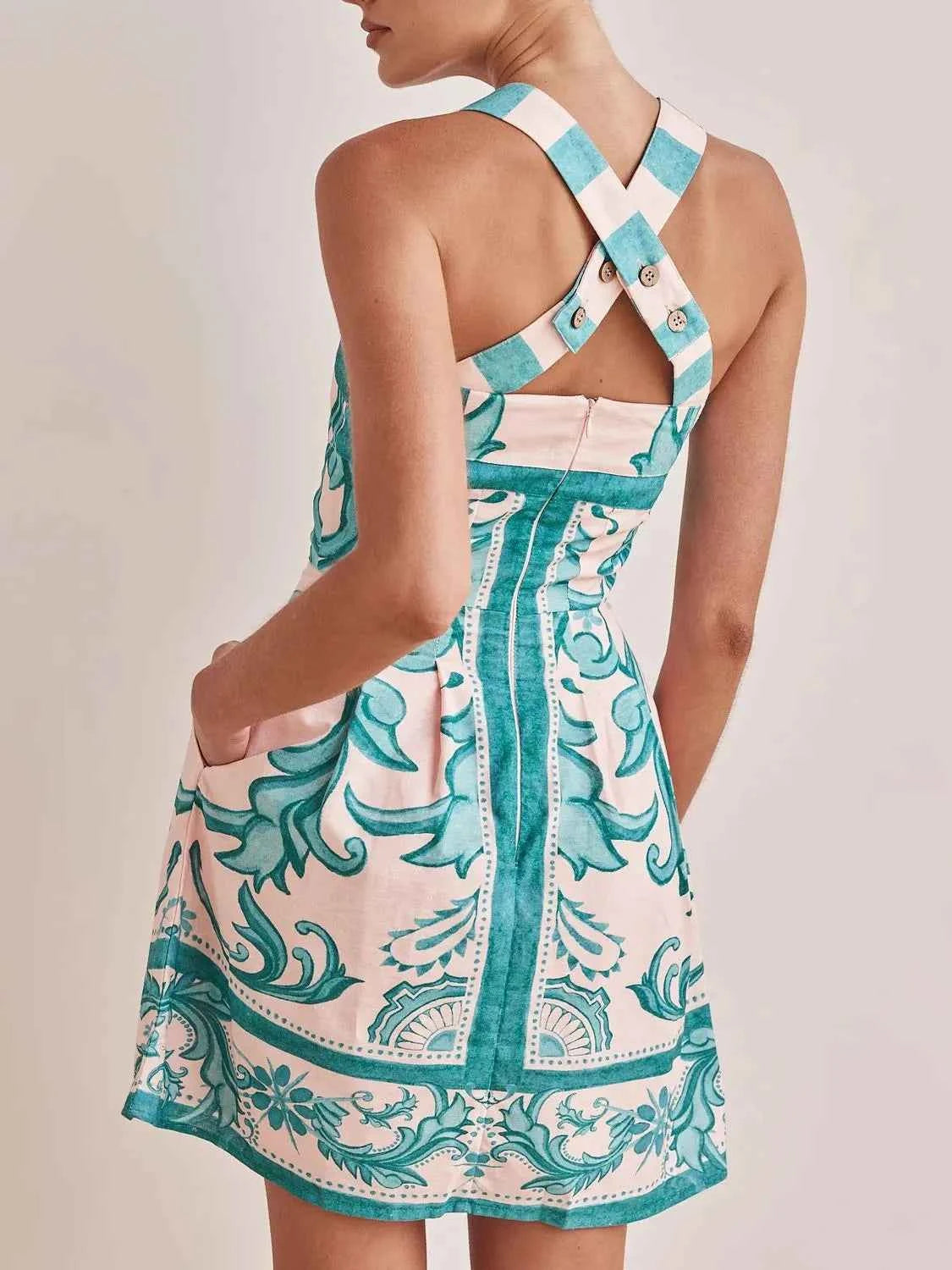 Printed Square Neck Midi Dress 900464b5-23a5-4eae-a363-0cb36d9c251f-Max-Origin