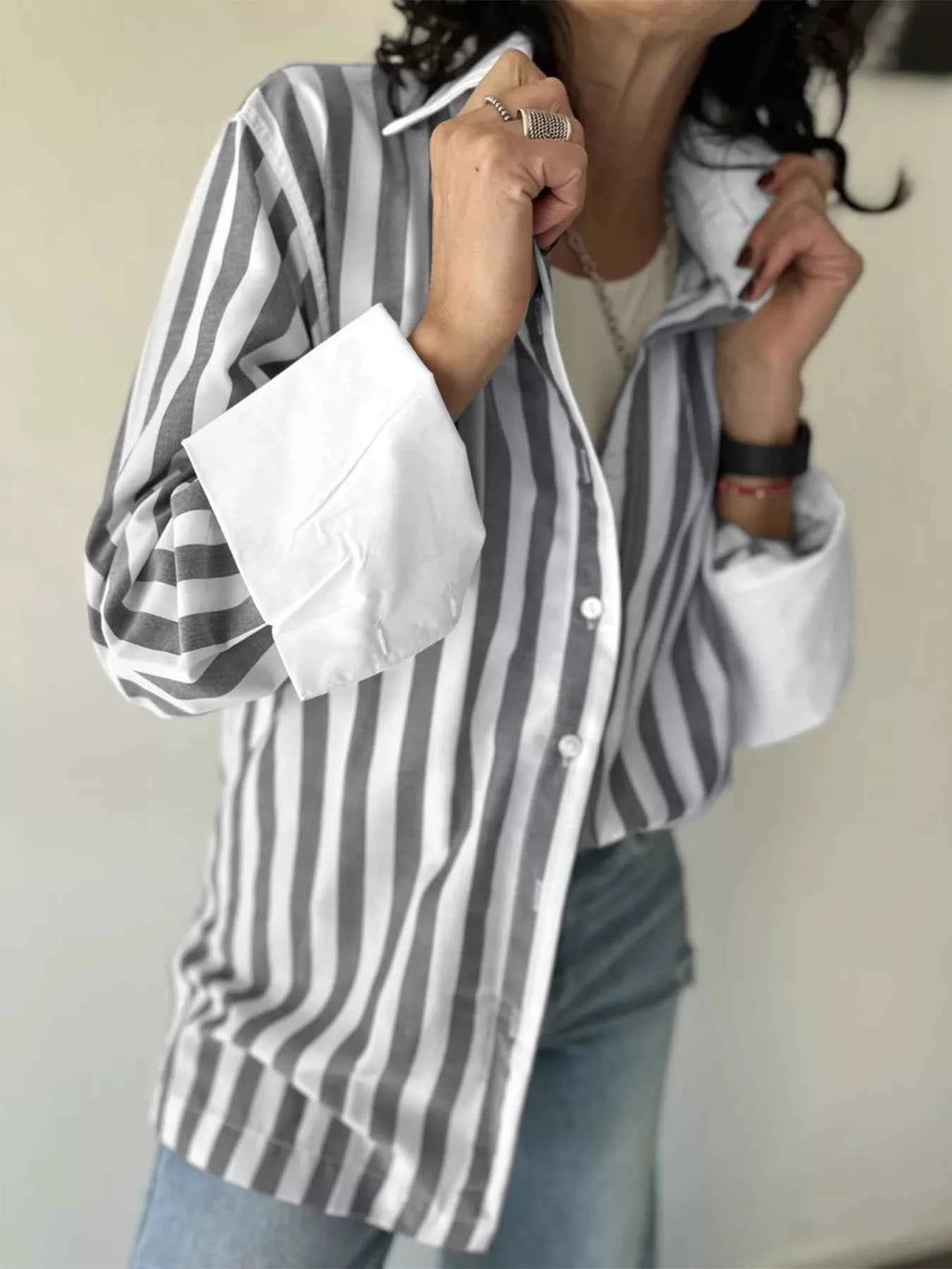 Striped Oversized Button-Up Shirt 9019841f-e295-4fa6-a062-be6338e9dd6b-Max-Origin