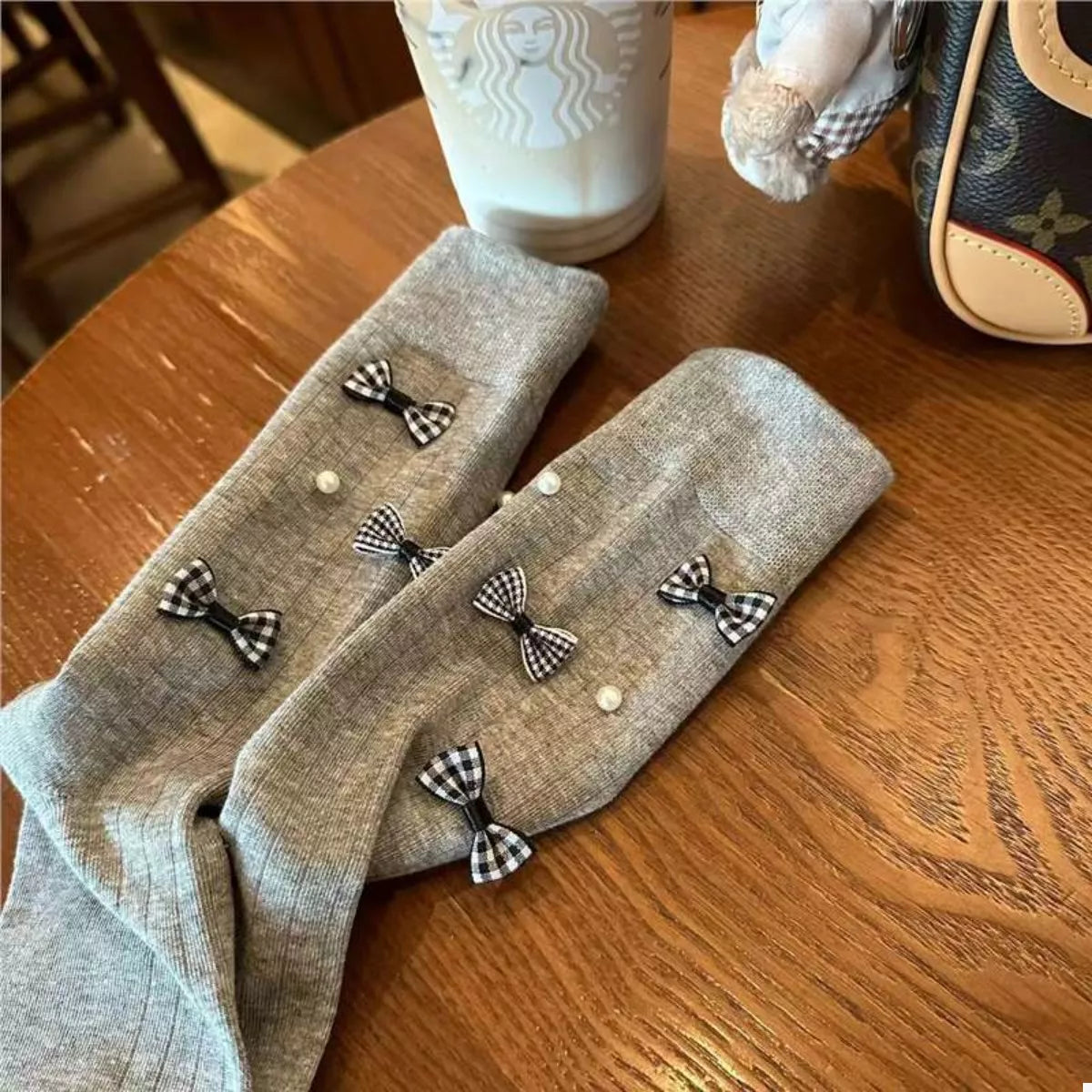 Pearl Detail Bow Crew Socks Light Gray One Size 90464593-1962-4262-b60f-4c7a3735a62b-Max-Origin
