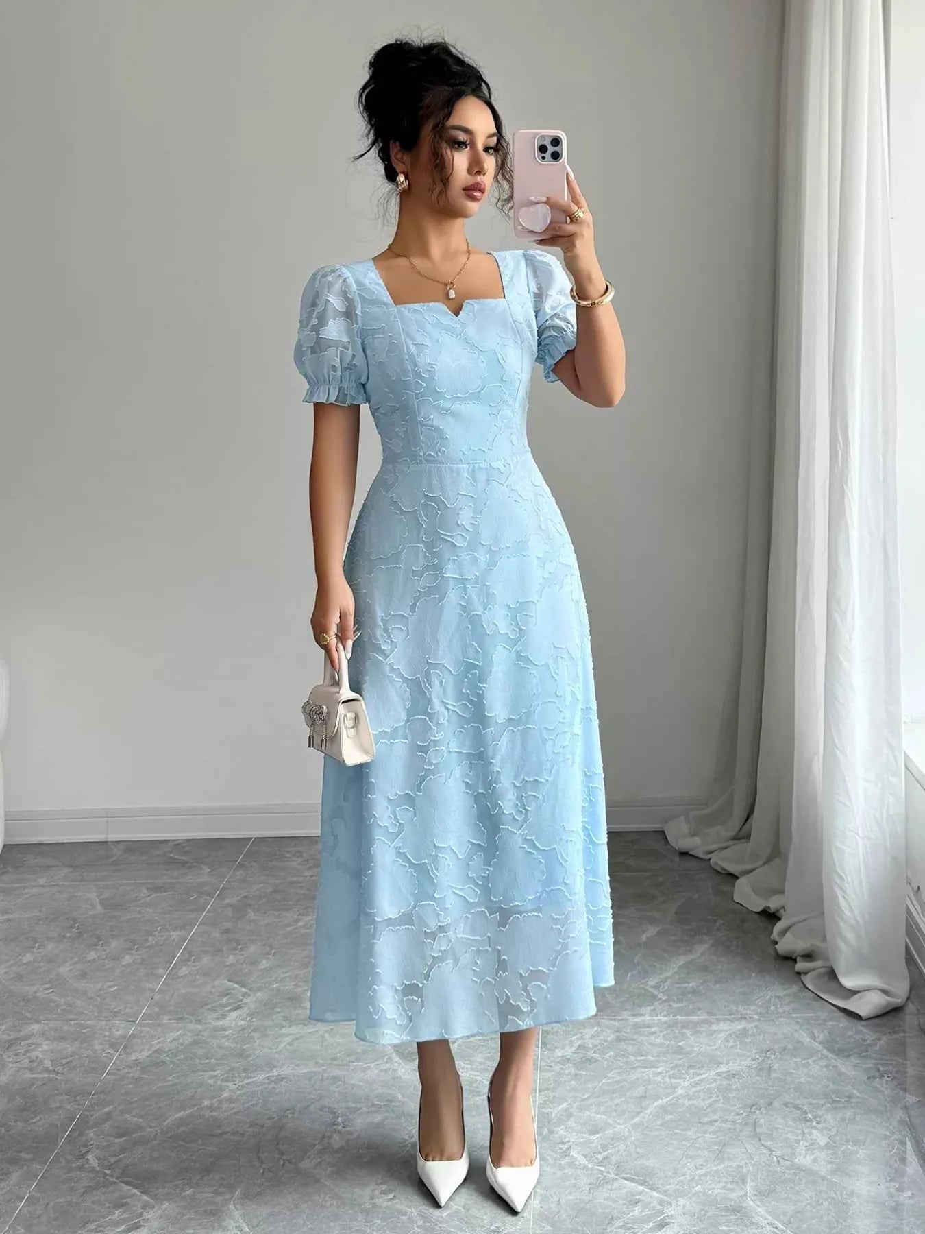 Floral Puff Sleeve Square Neck Midi Dress 9092032f-5825-4e70-9eda-f07747ab6c25-Max-Origin