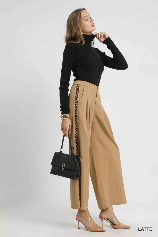 Front Pleated Wide-Leg Pants with Contrast Trim 9097caaa-074d-4a66-8db8-468adf55c33c-Max-Origin