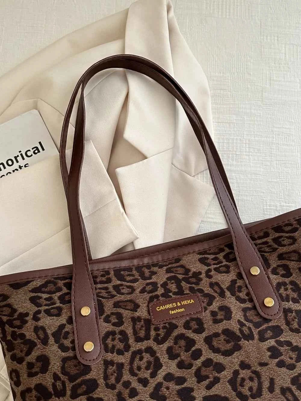 Leopard Polyester Tote Bag 90e798e9-7c33-48ed-b98c-1a835ab13795-Max
