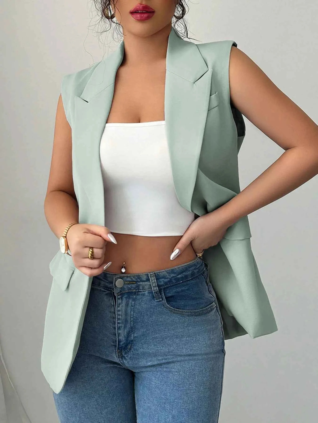 One Button Sleeveless Blazer 91160f4e-74e3-4829-9b0a-18fe9f1ab867-Max-Origin