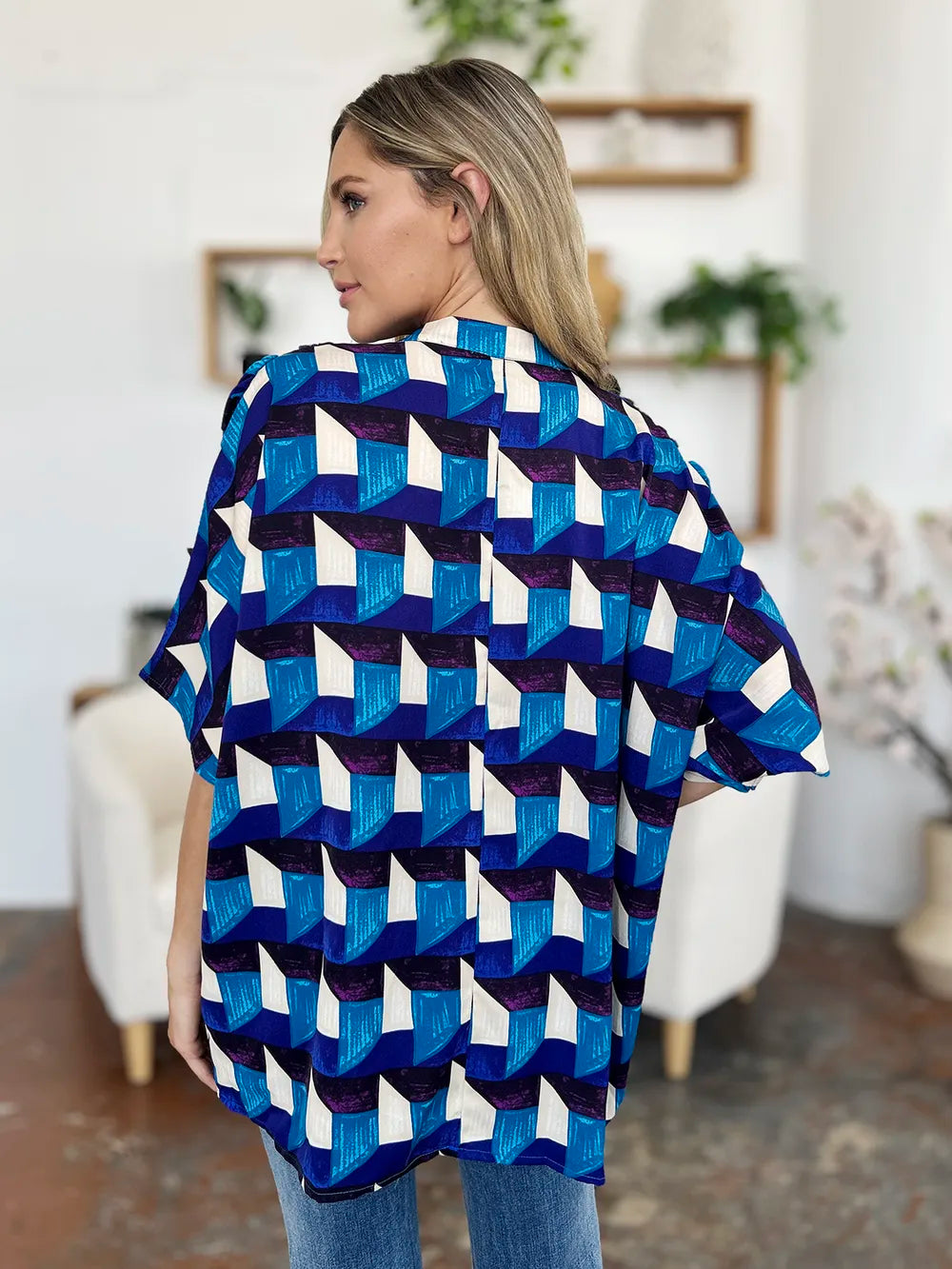 Double Take Full Size Geometric Notched Half Sleeve Blouse 9134e982-72dd-401d-9047-7e497af39d75-Max