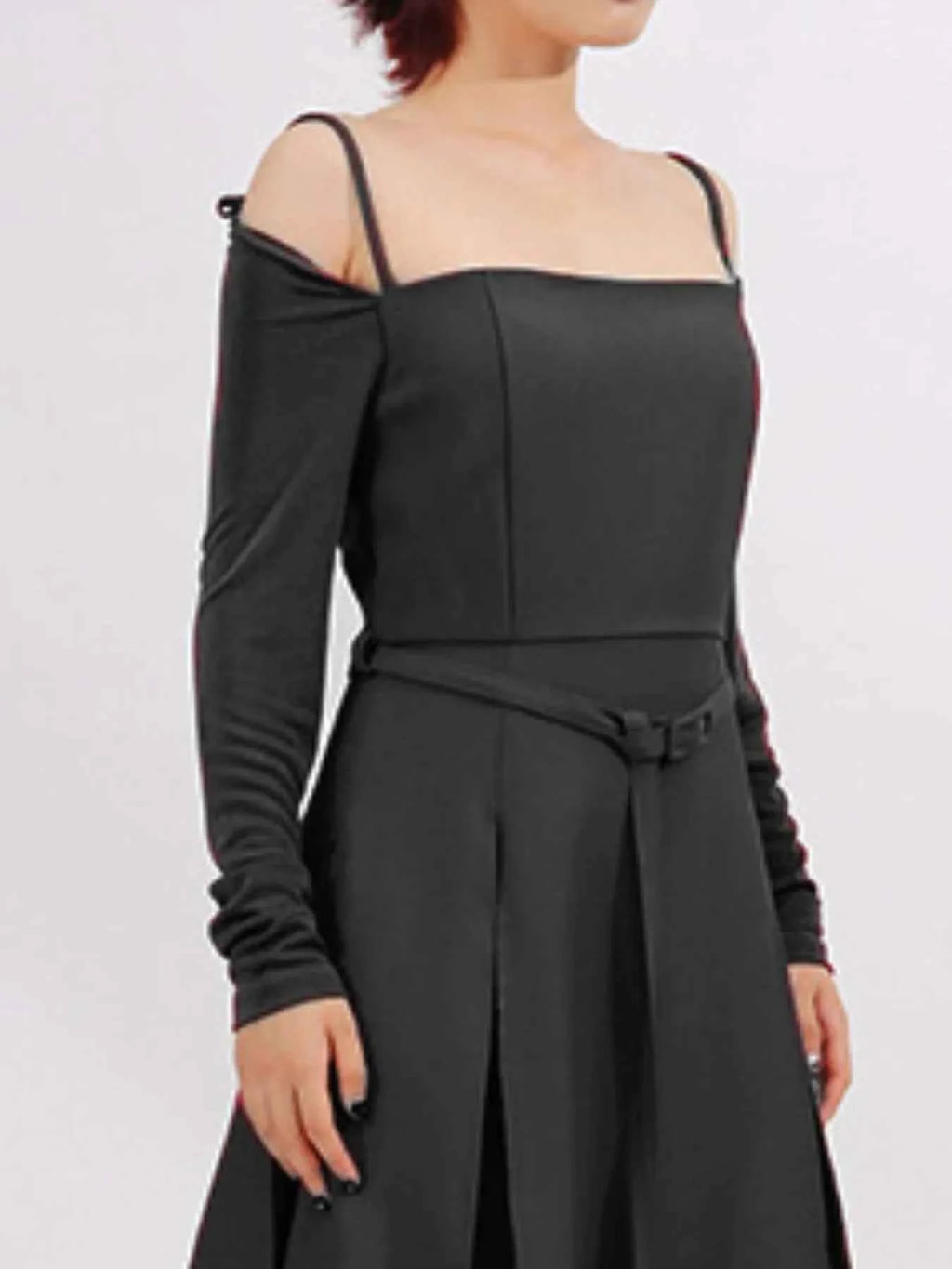 Slit Spaghetti Strap Long Sleeve Dress 91855660-1a85-4cf9-b308-b17d81115f1d-Max-Origin