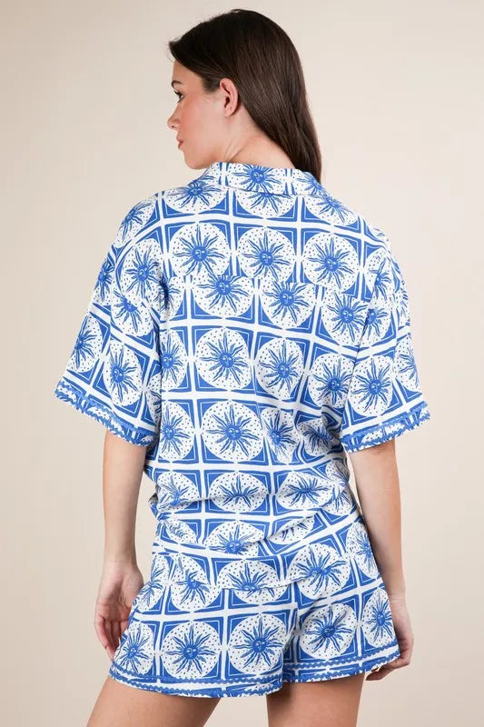 VERY J Full Size Tropical Printed Shirt Top and Shorts Set Plus Size 919af8f30d5b4df5a4daa9028f306ece-Max-Origin
