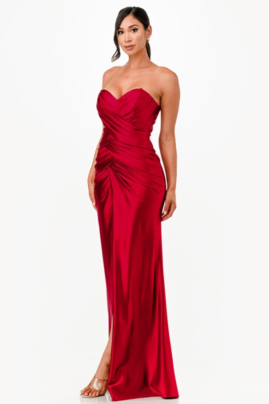 Veloura Satin Slit Gown – Sculpted Evening Elegance 91e2f410-d6b9-42ff-9771-afffacbfc4bd