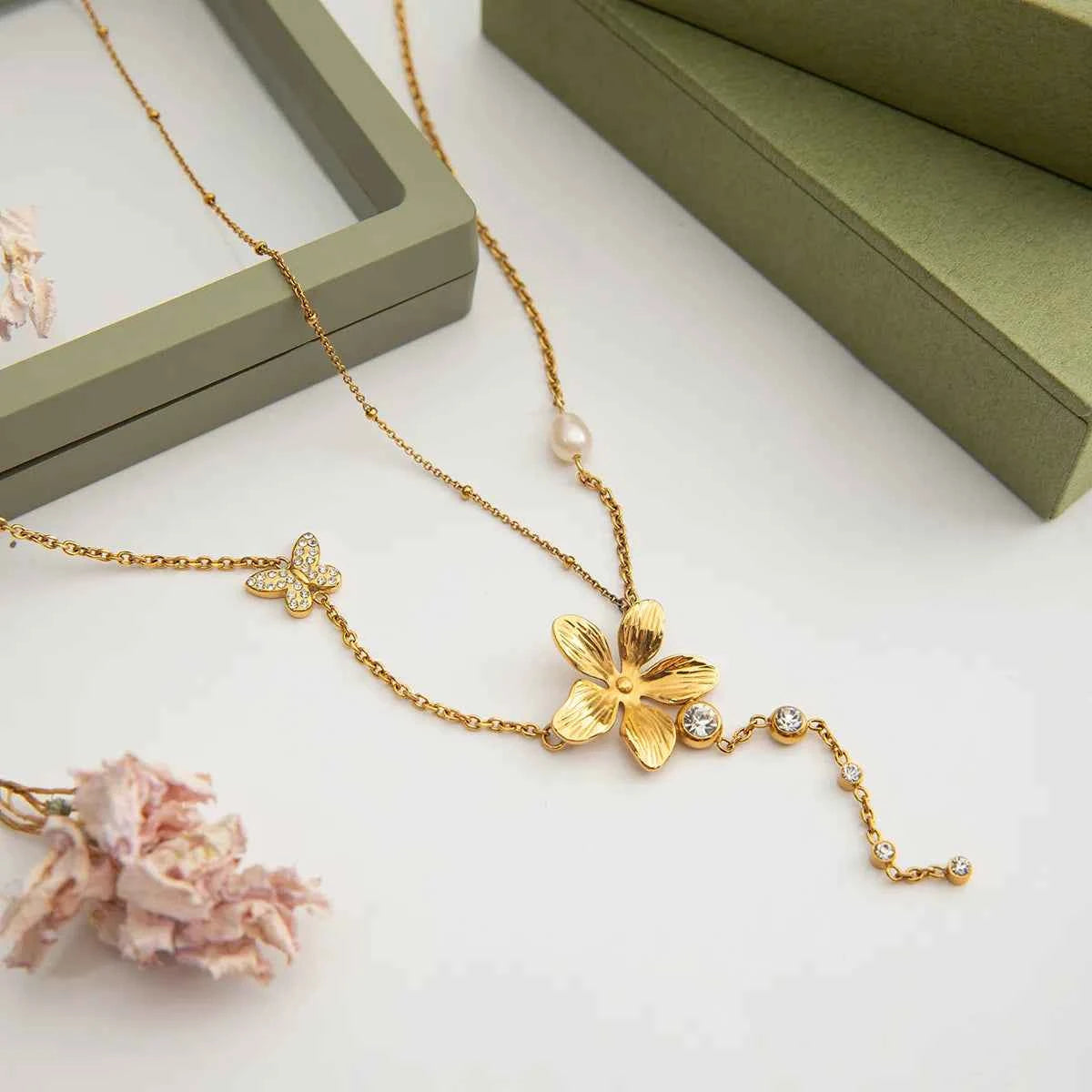 3-Piece 18K Gold-Plated Stainless Steel Flower Necklace 9243fb38-e37b-4dc5-93bb-1e211e689e07-Max-Origin