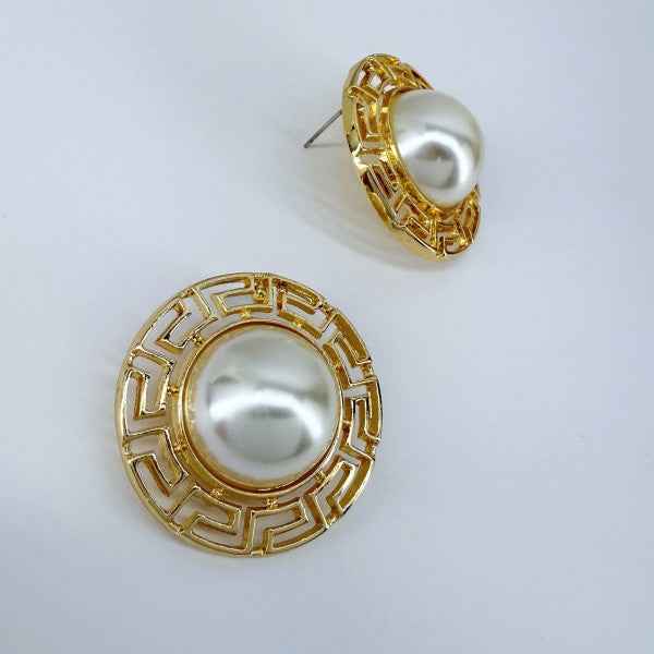 Round Greek Symbol half Pearl Post Back Earrings Gold One Size 9262311d-c3a7-4c68-a312-a4b6c6a5380c