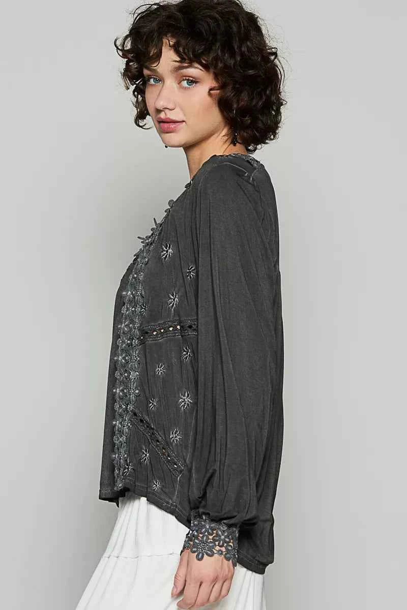 Floral Embroidery Woven Top with Lace Trim 926f0471-83d4-46a7-90bb-900c954cdde9-Max-Origin