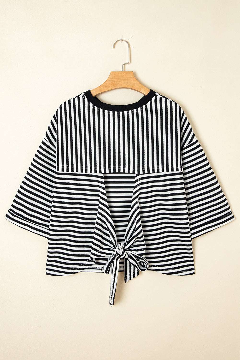 Red Striped Bowknot Backless T-Shirt 92931f7ad1184447